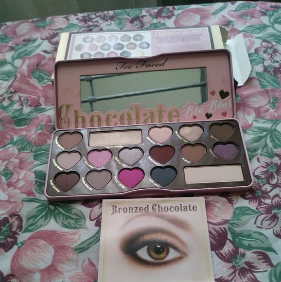 Too Faced Chocolate Bon Bons Palette - Picture 3 of 3